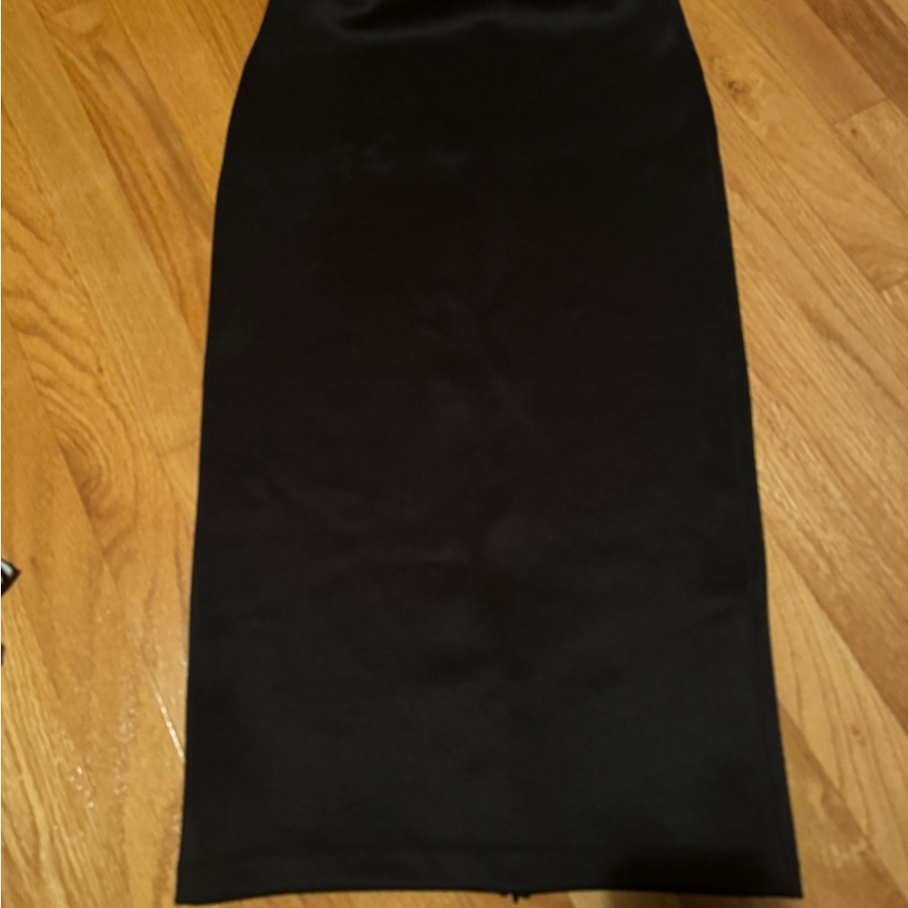 H&M Classic Black Pencil Skirt